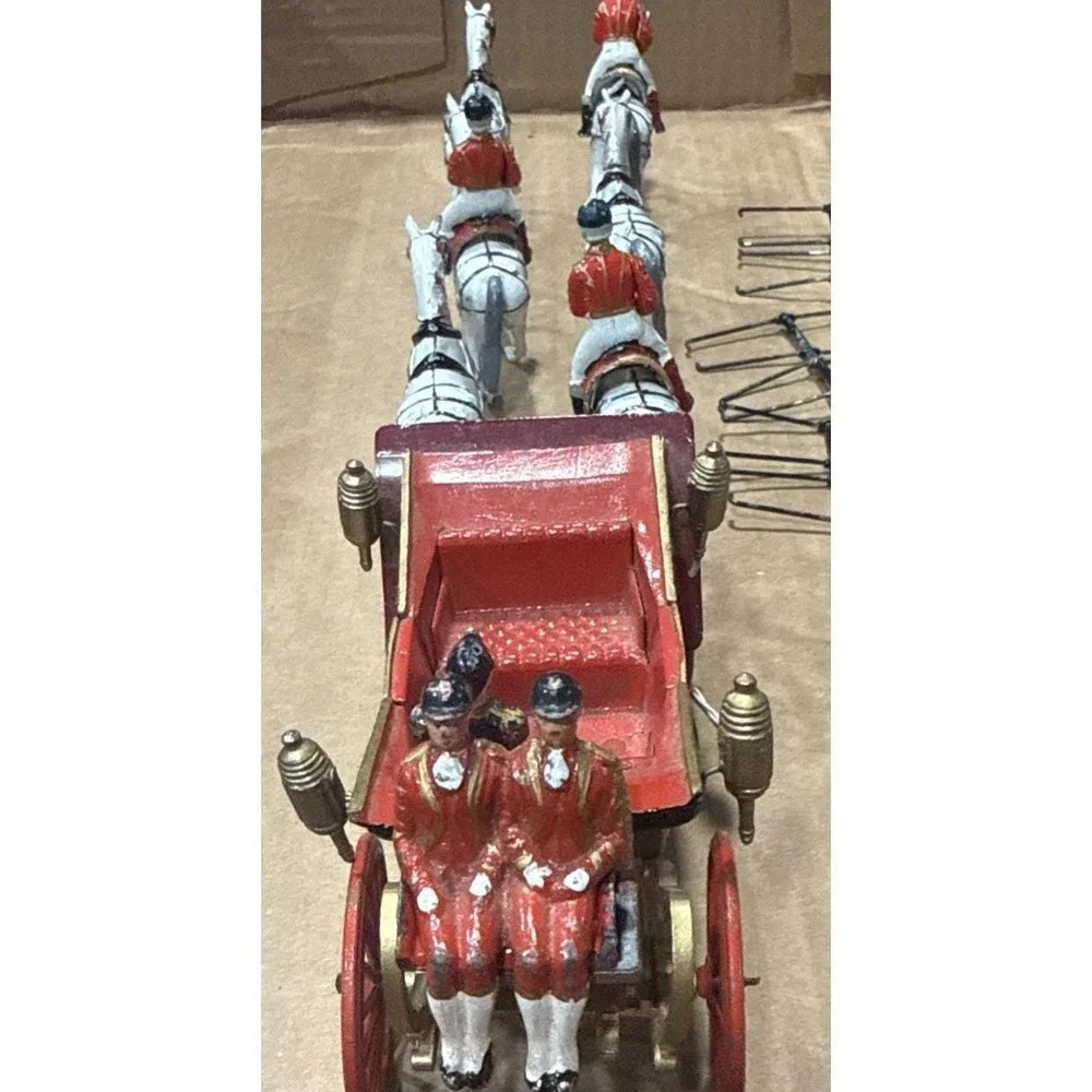 Vintage Britains Coronation Horse‎ Drawn Coach Toy Soldiers Cast Metal Horses